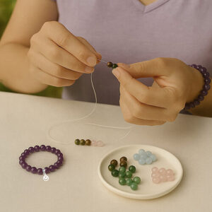 Arma tu pulsera: elige piedras y símbolo